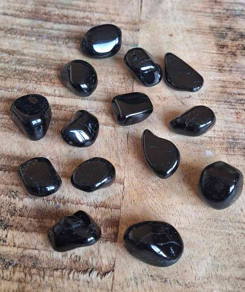 BLACK TOURMALINE AA GRADE - Protection, Grounding, Positivity